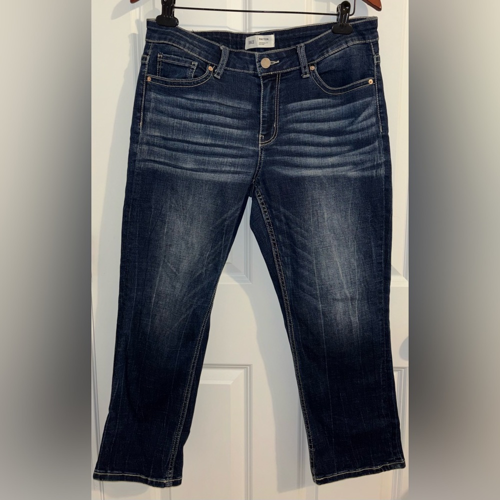 BKE Payton,universal cropped, 29 no rips tears or stains from a smoke free home.